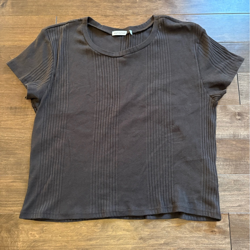 ANTISTAR RIBBED TEE